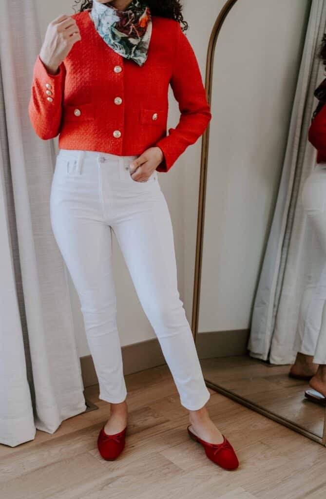 cute outfits with jeans: red lady jacket, white slim jeans, red shoes